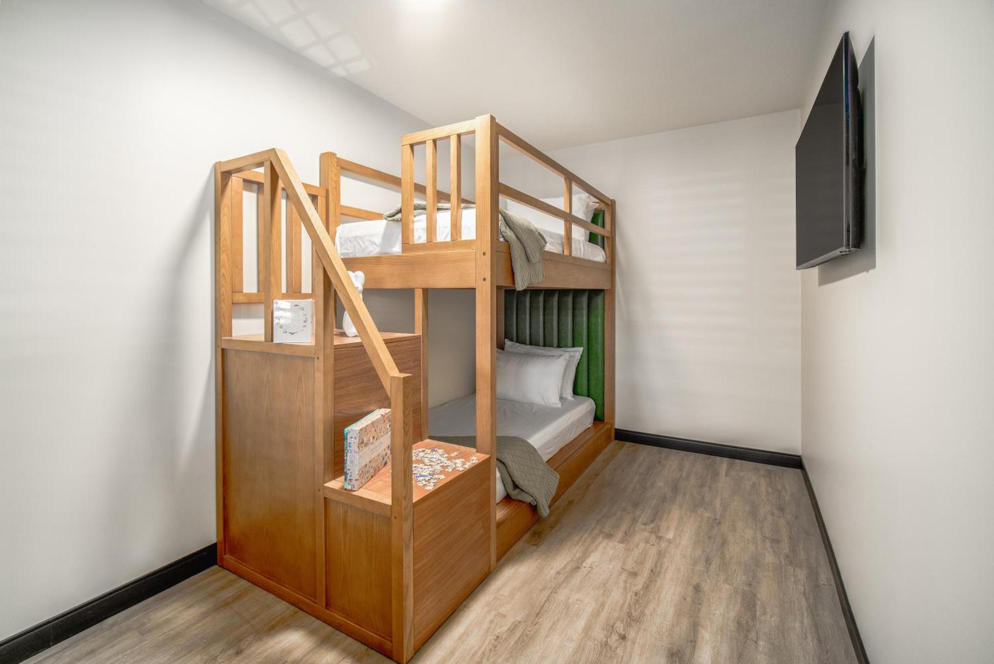Lyfe Inn & Suites By Aga- North Hollywood Near Universal Studios — Photos 1